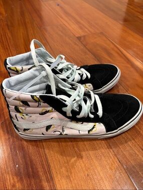 Vans Black and Pink High-Top Women's Sneakers with Graphic Print size 8